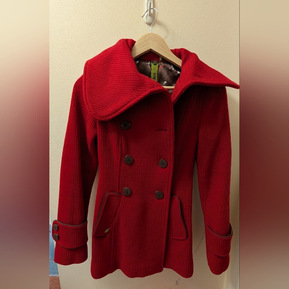 Stylish Red Double-Breasted Women's Coat